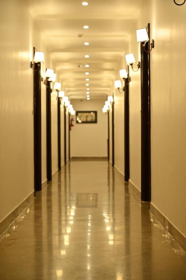 Hotel Js Souvenir Dehradun Exterior foto